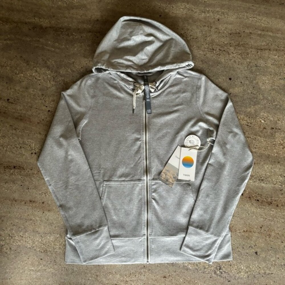 NWT Vuori Women’s Halo Performance Hoodie Size Small Pale Grey Heather Full-Zip